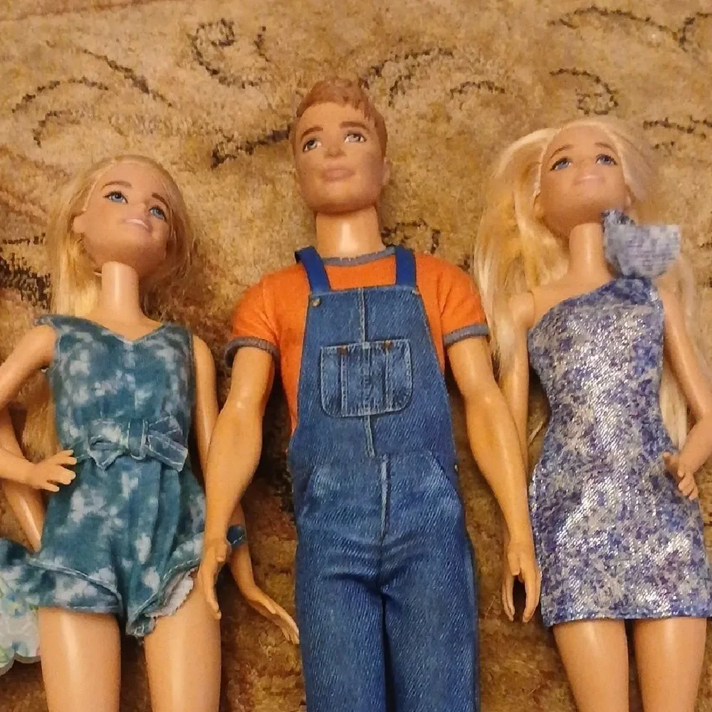 Fashion Doll Set with Colorful Outfits